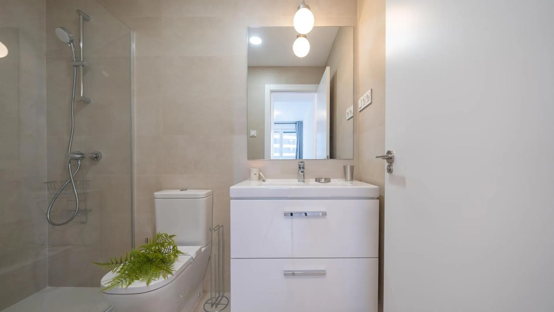 Xpce Urban 8 Skyline - Parking Free Apartment Malaga 0*,  Spain
